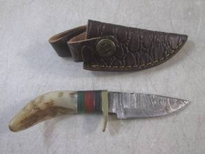 lot 229 image: (FS) 6 Damascus Blade Knife with L...