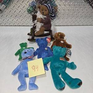 lot 94 image: Ty Beanie Babies Plush Bears Lot Miami Dolphins Teddy Bears Holiday Rocking Horse Decor