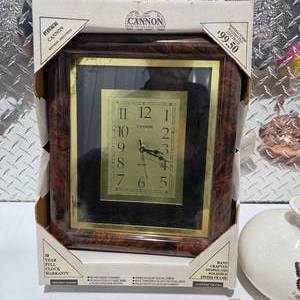 lot 116 image: Vintage Cannon Wall Clock Brass Apple Trinket Dish Vase Figurines Decor Collectible Lot