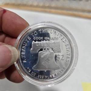 lot 3 image: Cook Islands $2 Tribute To The United States Liberty Bell .999 Fine Silver 12 Oz Coin Capsule