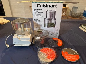 Cuisinart 11 Cup Food Processor.  Model DLC-88. (Appears gently used to never used)