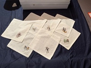 Pottery Barn Whimsical Penguin Napkins (Set of 7-White)