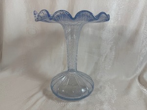 Murano Clear Glass Blue Speckled Ruffle Vase 12 Tall, 7 Base, 9 12 Ruffled Top