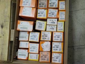 lot 99 image: Auto Parts- see all pictures...