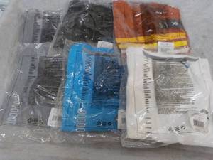 lot 124 image: 6 New Hydro Flash Tops - various Si...