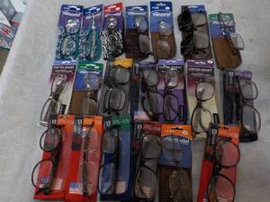 lot 141 image: 20 pair Reading Glasses - various s...