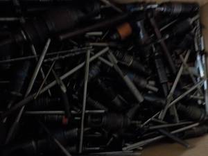 lot 164 image: Box of Drill Bits various sizes an...