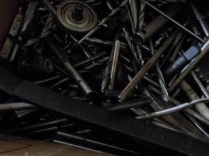 lot 167 image: Box of Drill Bits various sizes an...