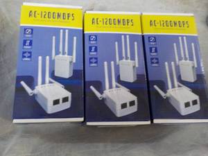 lot 224 image: AC-1200 MBPS Wireless Repeaters...