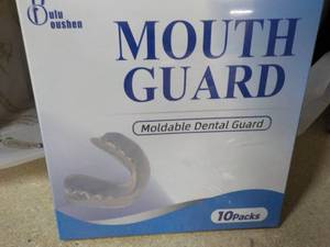 lot 233 image: 10 pack Moldable Guard...