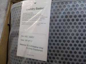 lot 255 image: 2 Vedoia Mesh laundry Bags...