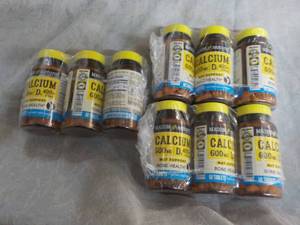 lot 257 image: 9 Bottles Mason Natural Calcium wit...