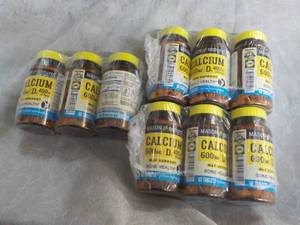 lot 258 image: 9 Bottles Mason Natural Calcium wit...