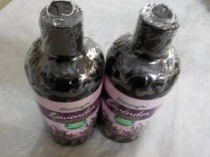 lot 267 image: 2 Lavendar 16 oz bottle Essential O...