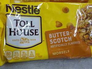 lot 363 image: 6 bags Toll House Butterscotch Mors...