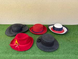 lot 43 image: Hats