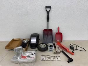 lot 50 image: Mixed Hardware Lot