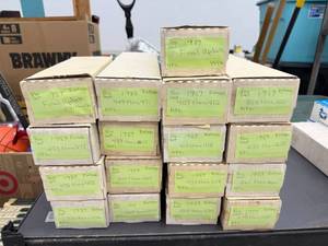 lot 91 image: Football Cards