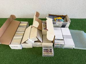 lot 112 image: Baseball Cards