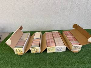 lot 114 image: Football Cards