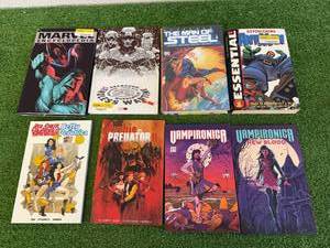 lot 129 image: Mixed Lot Books - Marvel, DC, Vampironica