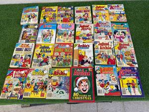 lot 132 image: 24 Archie Comic Digest Magazines