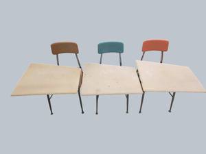 Set of 3 Classroom Desks – Clean, Functional & Ready to Use