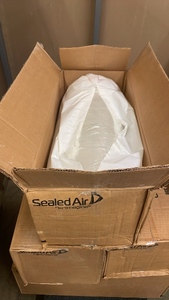 lot 165 image: Cryovac CT Film CT306P - 22in x 2910ft, 90 Gauge Vacuum Packaging Film