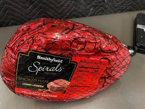 lot 49 image: L - Smithfield Spirals Traditions Spiral-Sliced Smoked Ham - Approx 10 lb - Hickory Smoked