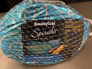 lot 57 image: Smithfield Spirals Smoked Ham - Spiral-Sliced with Crunchy Glaze, approx 9 lb
