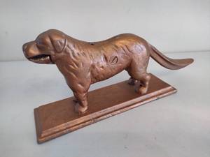 lot 14 image: Bailey Burruss St Bernard Metal Nutcracker