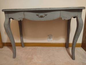 lot 122 image: Distressed Finish Vanity  Side Table