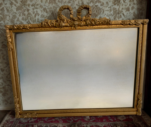 lot 11 image: Vintage Gold Scroll Wall Mirror