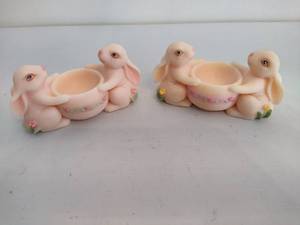 lot 68 image: Department 56 Bunny Egg Holders