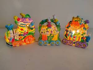 lot 73 image: Coynes & Company Light Up Easter Train