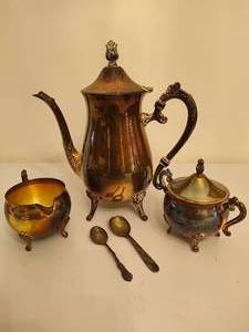 lot 92 image: Leonard Silver Plated CoffeeTea Set