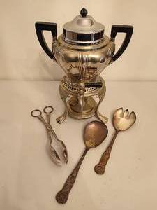 lot 94 image: Sternau Coffee Urn wWarmer