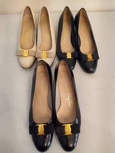 lot 170 image: Salvatore Ferragamo Low Heel Ladies Shoes (Size 10.5)