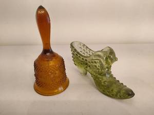 lot 154 image: Fenton Amber Bell & Green Glass Hobnail Slipper Shoe