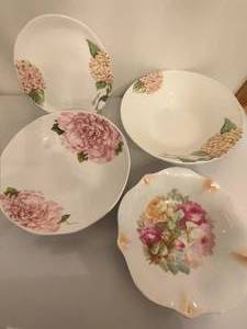 lot 193 image: Opificio Etico Serving Plate & Bowls  Addtl Floral Bowl