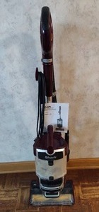 lot 211 image: Shark Navigator Upright Vacuum
