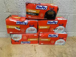 lot 405 image: LOT OF 5 Hefty Trash Bags