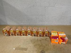 lot 304 image: LOT OF 10 Scrub Daddy Scrubbers