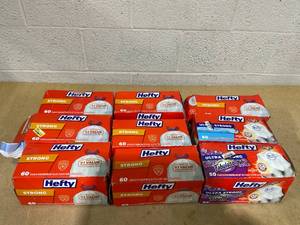 lot 326 image: LOT OF 9 Hefty Trash Bags