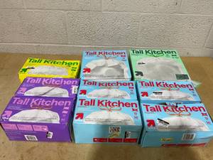 lot 328 image: LOT OF 9 up&up Trash Bags