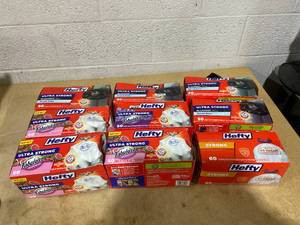 lot 331 image: LOT OF 9 Hefty Trash Bags