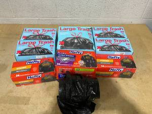 lot 337 image: LOT OF 9 Hefty, up&up Trash Bags