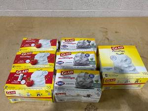 lot 338 image: LOT OF 7 Glad Trash Bags