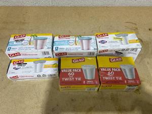 lot 340 image: LOT OF 6 Glad Trash Bags
