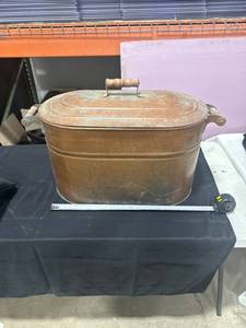 lot 2234 image: Vintage Copper Wash Tub